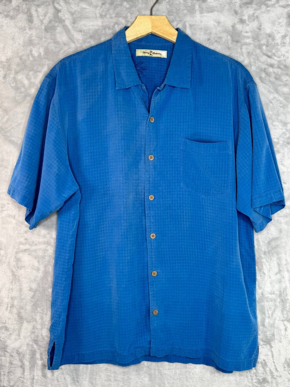 Tommy Bahama Shirt Mens Large Blue 100% Silk Short Sleeve Button Front Tropical